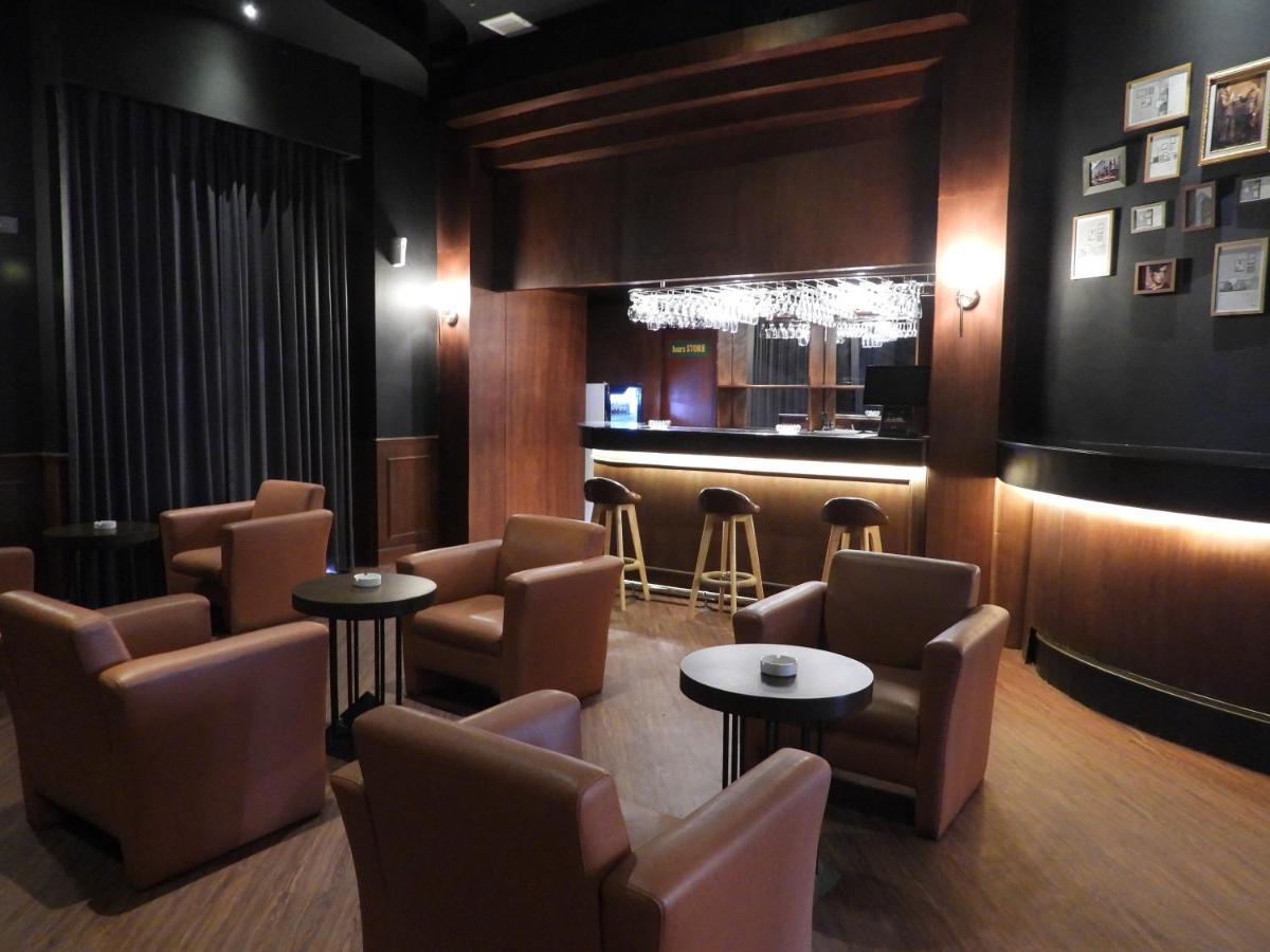Maxwell Hotel Джакарта Екстериор снимка