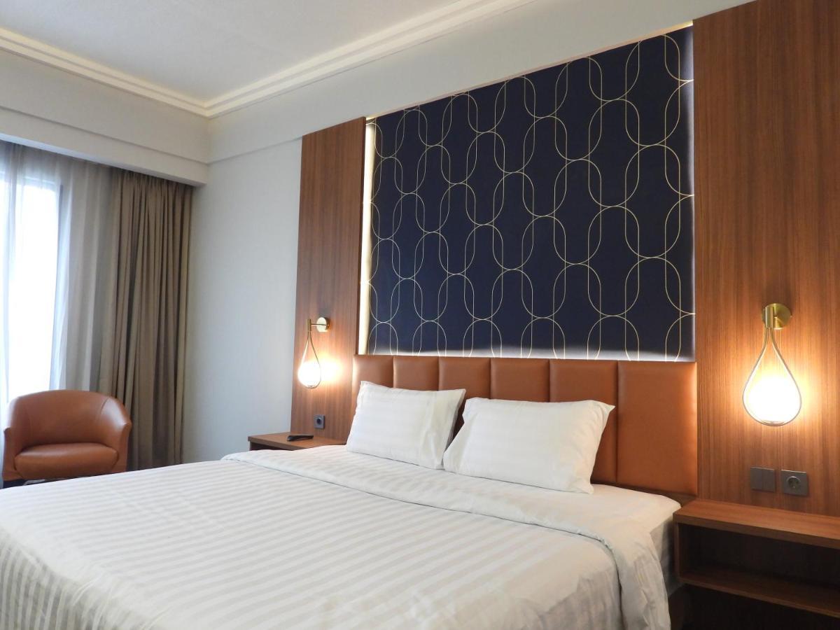 Maxwell Hotel Джакарта Екстериор снимка