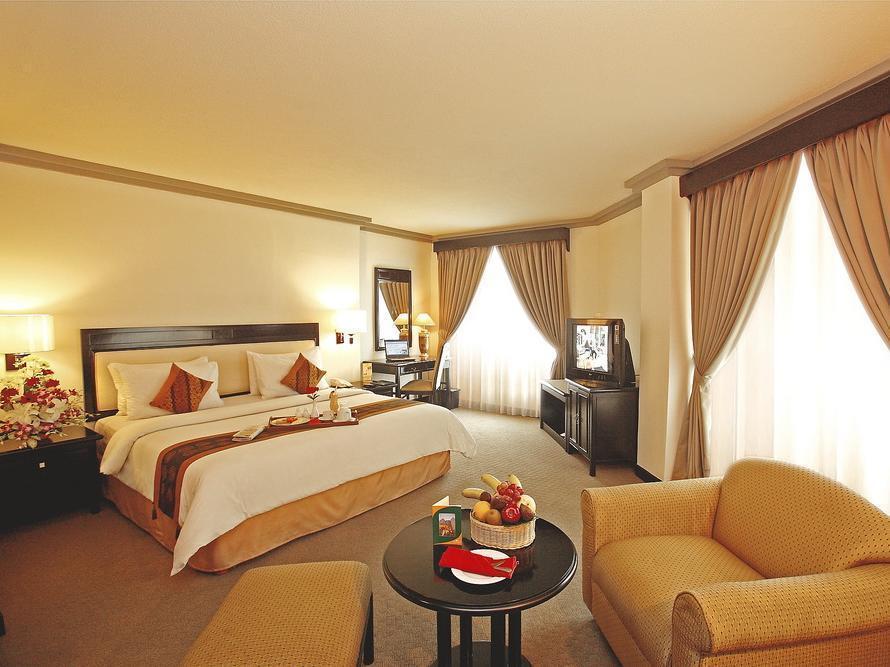 Maxwell Hotel Джакарта Екстериор снимка