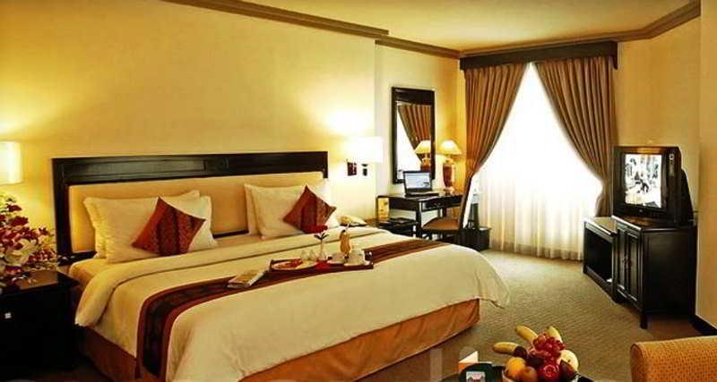 Maxwell Hotel Джакарта Екстериор снимка