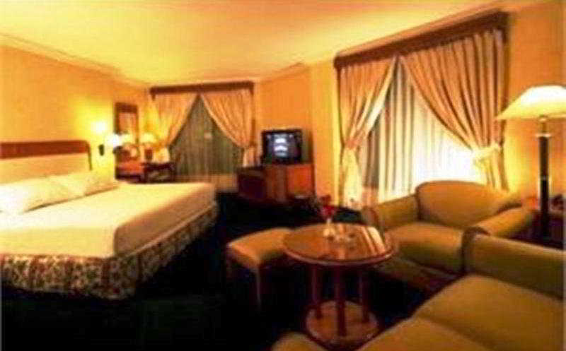 Maxwell Hotel Джакарта Екстериор снимка